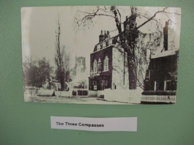 The Three Compasses, Hornsey